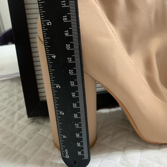 Worn one time Over The Knee Nude beautiful Boots - Picture 7 of 7